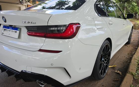 BMW 330e 2.0 16V TURBO HÍBRIDO M SPORT AUTOMÁTICO